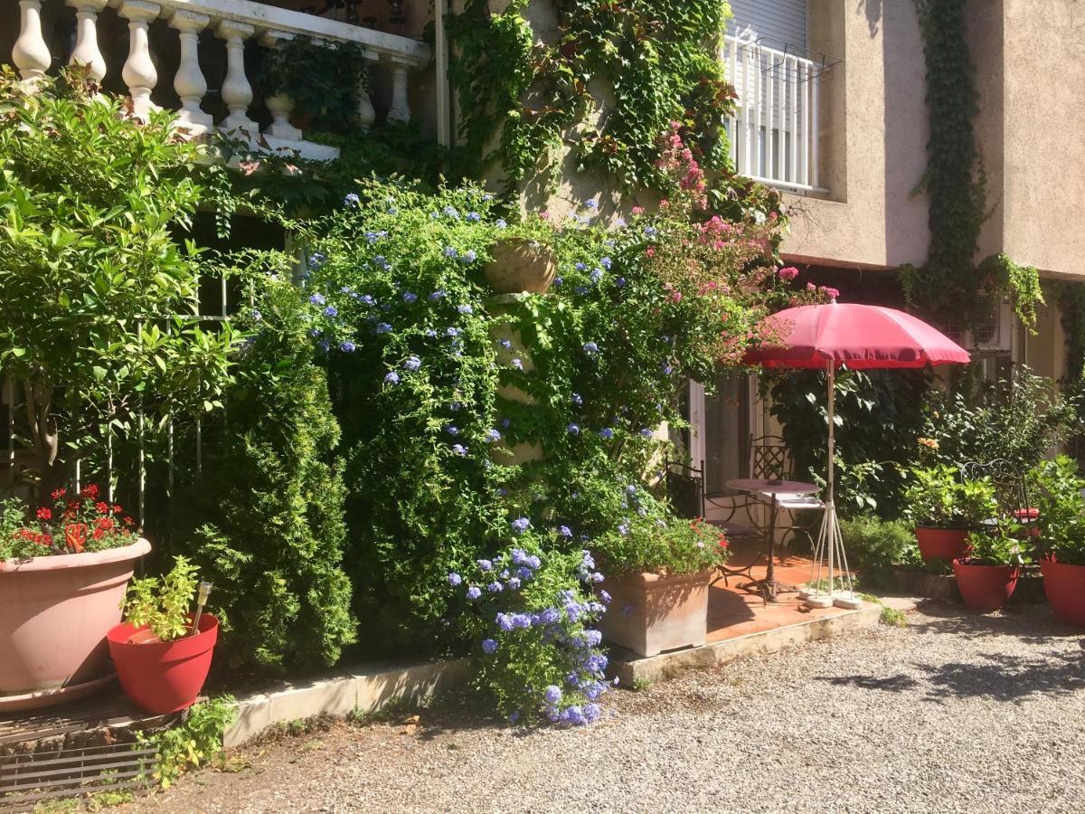Apartments La Madeleine Avignon Exterior photo